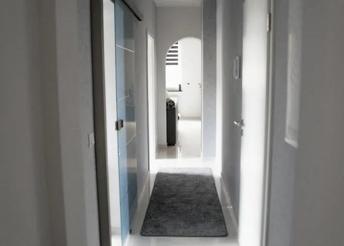 Hills * 杜伊斯堡